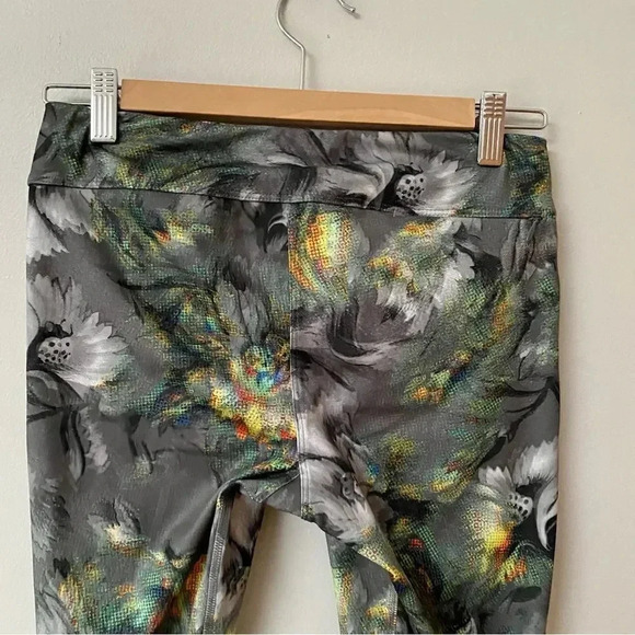 Adidas Energy Running Floral Crop Leggings Size Small Gray Climacool - Picture 5 of 13